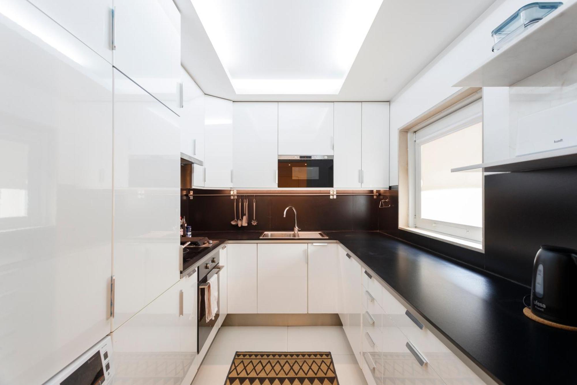 Shared Accommodation In Bairro Alto - Chiado 리스본 외부 사진
