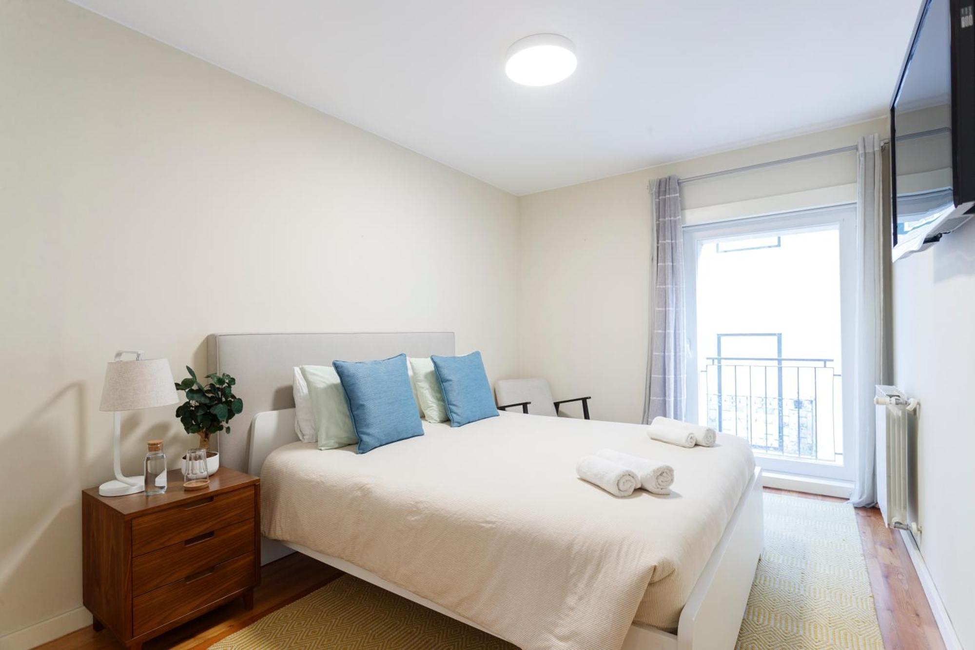 Shared Accommodation In Bairro Alto - Chiado 리스본 외부 사진