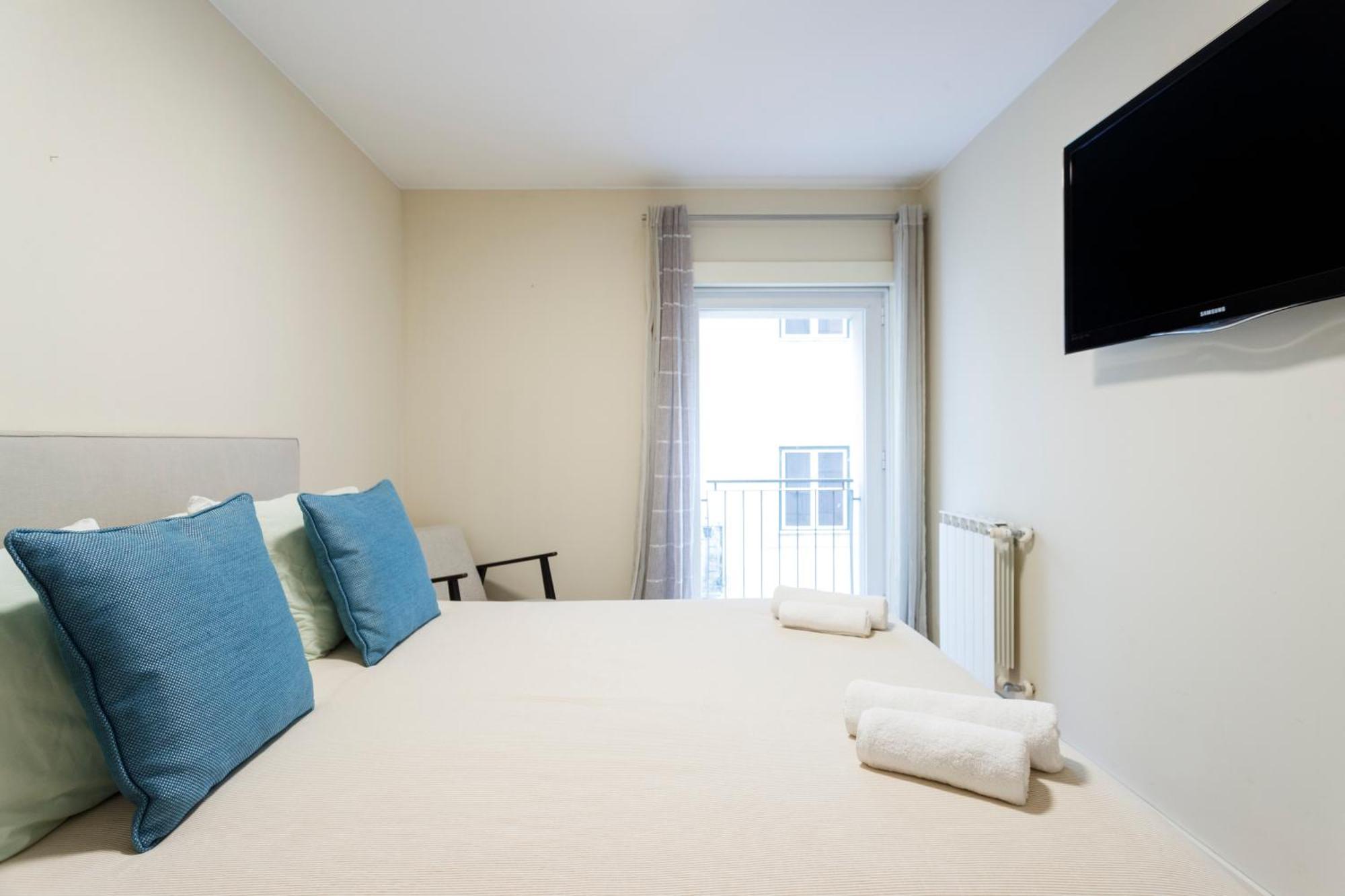 Shared Accommodation In Bairro Alto - Chiado 리스본 외부 사진